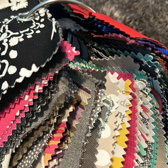 Large Ring of Thirty-One Fabric Swatches - Picture 2 of 2